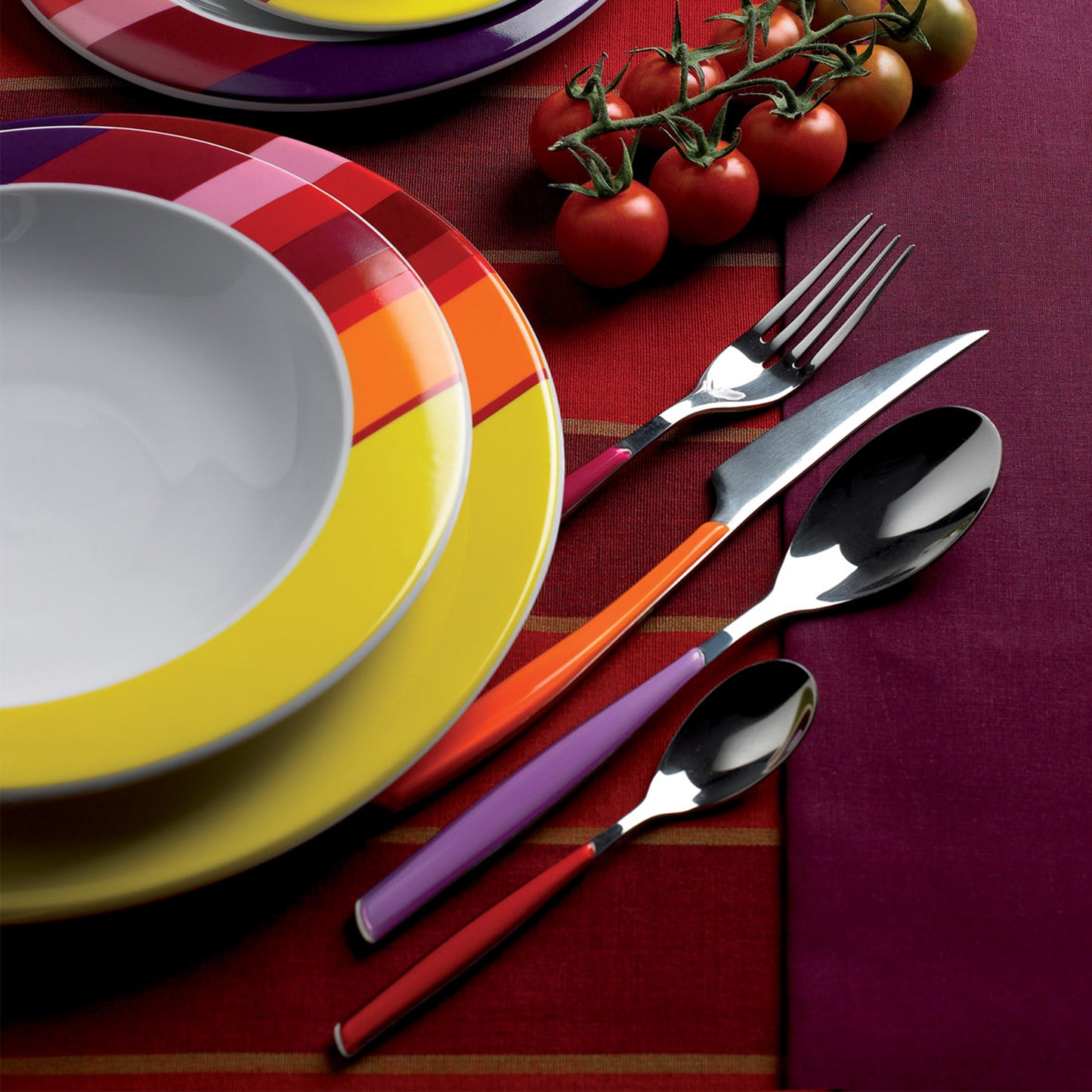 Bugatti Glamour 24-piece Cutlery Set - Garnet Red
